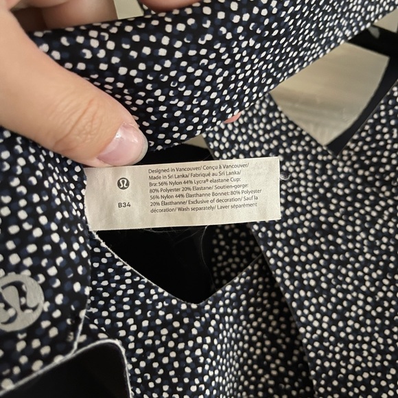 Lululemon Enlite Zip Bra in Double Dimension Starlight Black - Picture 3 of 7